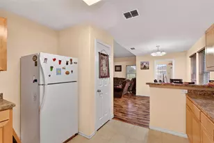 11009 Pikes Peak, Venus, TX 76084 - Photo 12