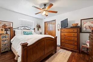 1802 Long Creek Ct, Granbury, TX 76049 - Photo 16
