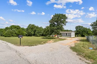 139 Cedar Drive, Azle, TX 76020 - Photo 2