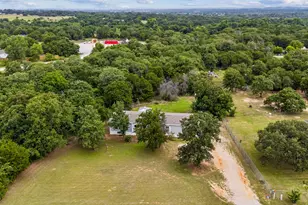 139 Cedar Dr, Azle, TX 76020 - Photo 30