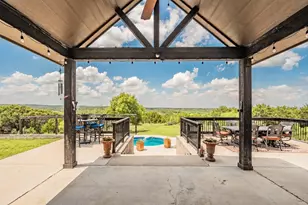 118 Cedar Mountain Dr, Weatherford, TX 76085 - Photo 2