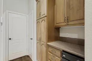 5009 Hunter's Wood Ct, Joshua, TX 76058 - Photo 10