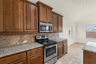 1112 Ethan Dr, Greenville, TX 75402 - Photo 24