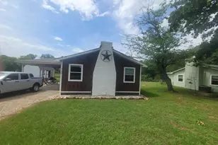 717 Midway Rd, Tool, TX 75143 - Photo 1