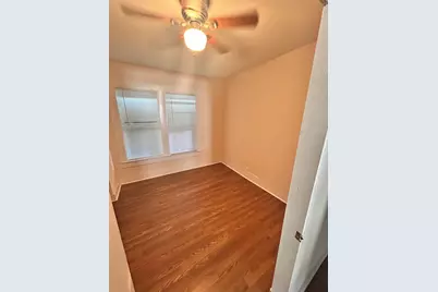 1038 E Maddox Avenue, Fort Worth, TX 76104 - Photo 12