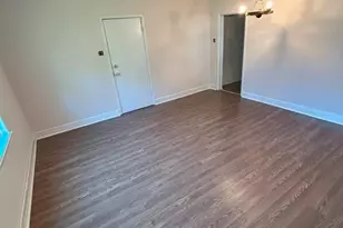 1038 E Maddox Ave, Fort Worth, TX 76104 - Photo 4
