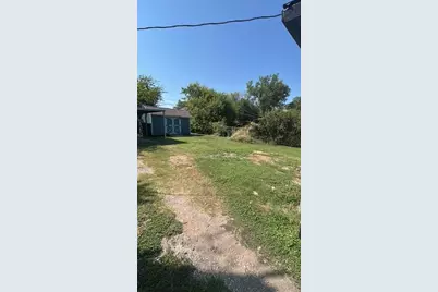 1038 E Maddox Avenue, Fort Worth, TX 76104 - Photo 18