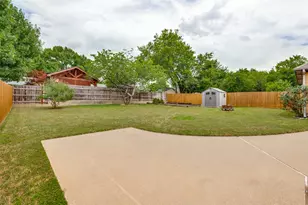 514 N 1st St, Midlothian, TX 76065 - Photo 24