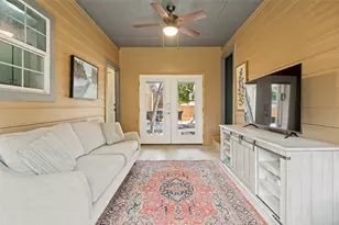514 N 1st St, Midlothian, TX 76065 - Photo 22