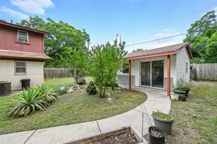 1700 Chip-N-Dale Dr, Arlington, TX 76012 - Photo 22