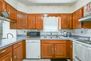 1700 Chip-N-Dale Dr, Arlington, TX 76012 - Photo 8