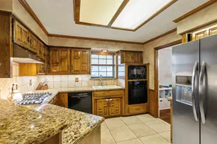 1222 Stonewall St, Garland, TX 75043 - Photo 8