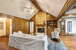 1222 Stonewall St, Garland, TX 75043 - Photo 4