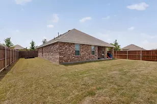 1114 Emerald Gate Dr, Princeton, TX 75407 - Photo 4