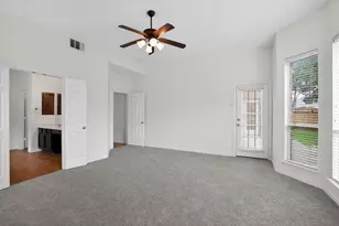 1426 Levee Ln, Cedar Hill, TX 75104 - Photo 18