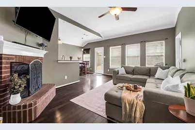4905 Fox Ridge Lane, McKinney, TX 75071 - Photo 2