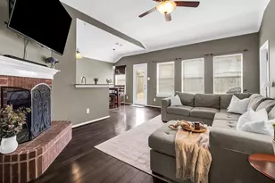 4905 Fox Ridge Ln, McKinney, TX 75071 - Photo 2
