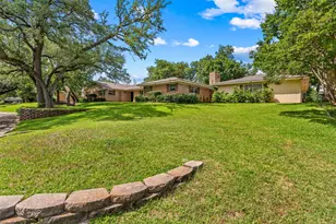 708 Topeka Dr, Woodway, TX 76712 - Photo 4