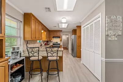 708 Topeka Drive, Woodway, TX 76712 - Photo 12