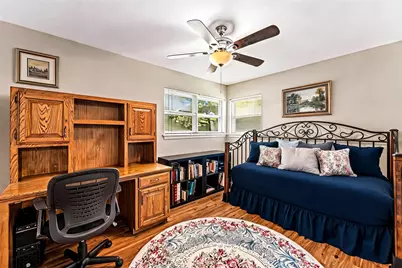 708 Topeka Drive, Woodway, TX 76712 - Photo 12