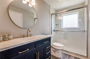 501 Sunrise Dr, Waxahachie, TX 75165 - Photo 6