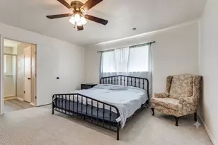 501 Sunrise Dr, Waxahachie, TX 75165 - Photo 4
