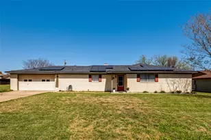 501 Sunrise Dr, Waxahachie, TX 75165 - Photo 10
