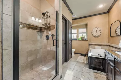 1132 Chartres Street, Oak Ridge, TX 75142 - Photo 14
