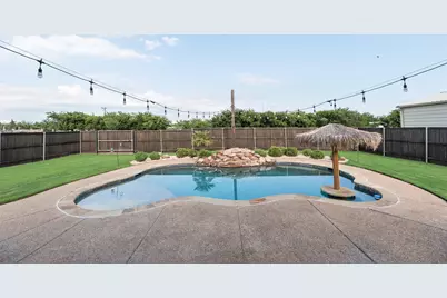 1132 Chartres Street, Oak Ridge, TX 75142 - Photo 20