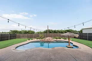 1132 Chartres St, Oak Ridge, TX 75142 - Photo 20