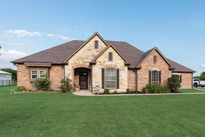 1132 Chartres Street, Oak Ridge, TX 75142 - Photo 2