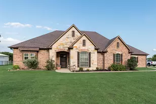 1132 Chartres St, Oak Ridge, TX 75142 - Photo 2