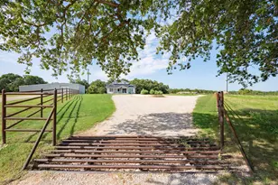 923 Natty Flat Rd, Lipan, TX 76462 - Photo 30