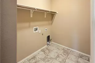 15513 Landing Creek Ln, Fort Worth, TX 76262 - Photo 6