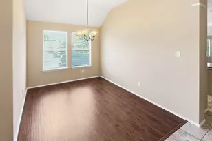 15513 Landing Creek Ln, Fort Worth, TX 76262 - Photo 4