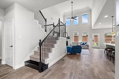 1400 Madrid Falls Drive, McKinney, TX 75071 - Photo 10