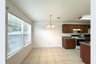4510 Alamosa Street, Fort Worth, TX 76119 - Photo 4