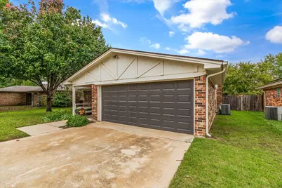 2021 Memphis Drive, Bedford, TX 76022 - Photo 6