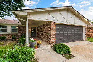 2021 Memphis Dr, Bedford, TX 76022 - Photo 2