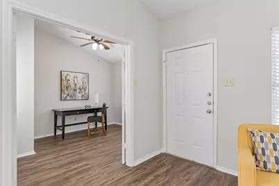 1803 Scottsdale Drive, Arlington, TX 76018 - Photo 2