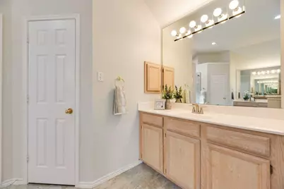 5832 Mossbrook Trail, Dallas, TX 75252 - Photo 10