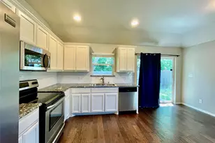 3115 N Hickory St, Sherman, TX 75092 - Photo 2