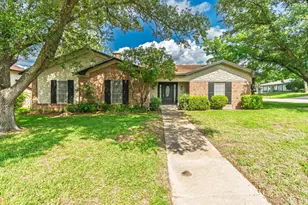 509 Deer Dr, Greenville, TX 75402 - Photo 1
