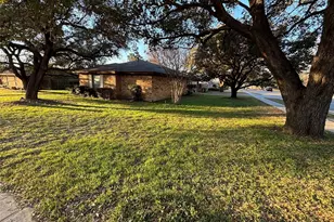 6533 Riviera Dr, North Richland Hills, TX 76180 - Photo 8