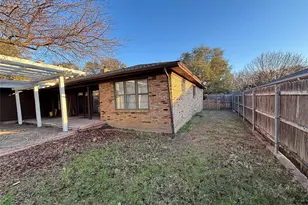 6533 Riviera Dr, North Richland Hills, TX 76180 - Photo 2