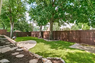 1605 Bedford Oaks Dr, Bedford, TX 76021 - Photo 22