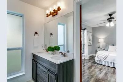 1605 Bedford Oaks Drive, Bedford, TX 76021 - Photo 16