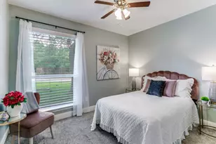1605 Bedford Oaks Dr, Bedford, TX 76021 - Photo 18