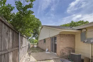 2808 Golfing Green Dr, Farmers Branch, TX 75234 - Photo 22