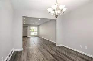 2808 Golfing Green Dr, Farmers Branch, TX 75234 - Photo 6